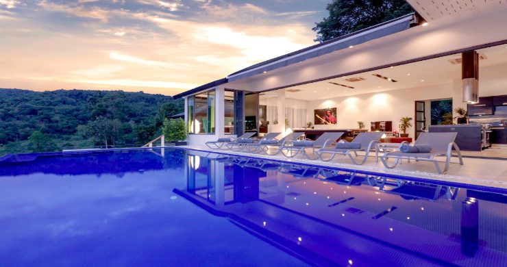 6-bed-luxury-sea-view-villa-in-phuket-18