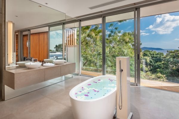 Super-luxury-ocean-view-villa-in-phuket-28