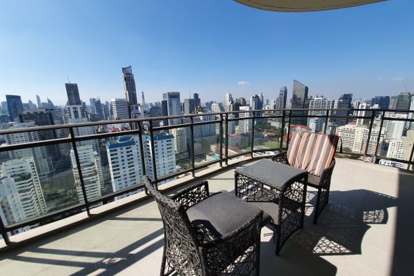 the-royce-residences-luxury-condo-bangkok-city-thailand-2