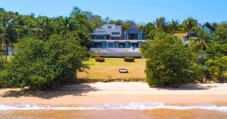 Grand-4-Bed-Beachfront-Villa-for-Sale-Cape-Yamu-Phuket (11)