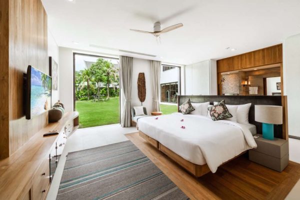 Super Luxury Exquisite Beachfront Luxury Villa Phuket (27)