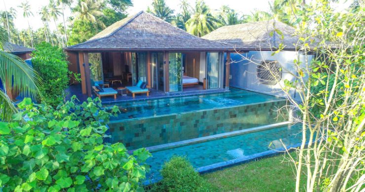 Beachside Luxury Pool Villa in Natai Beach, Phuket (7)